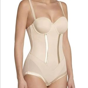FLEXEES Easy Up Strapless Firm control Bodyshaper